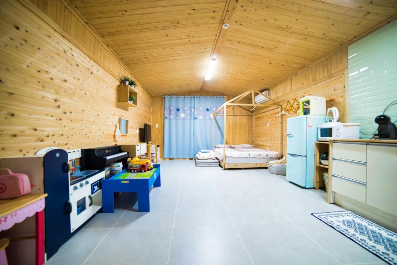 Jeju Sunflower Pension Seogwipo Extérieur photo