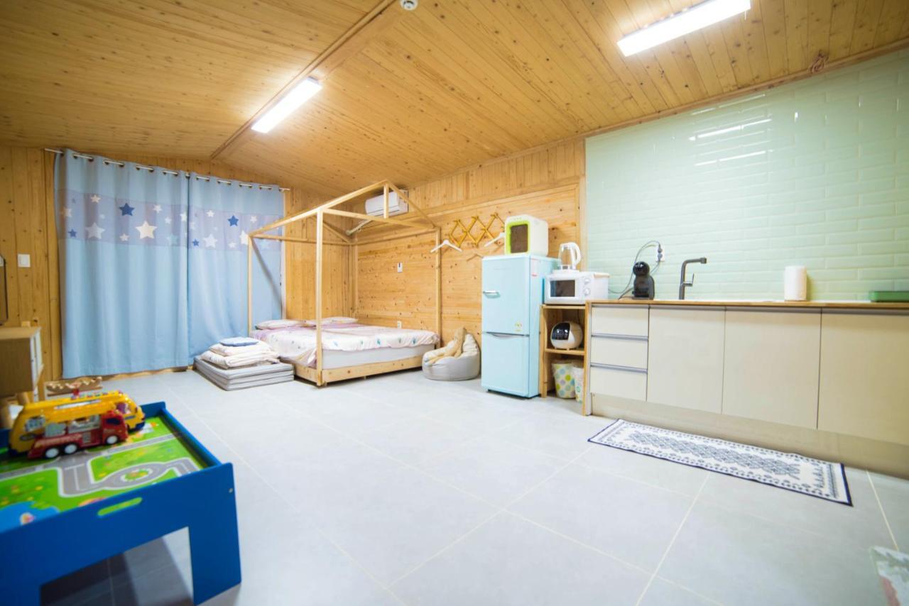 Jeju Sunflower Pension Seogwipo Extérieur photo