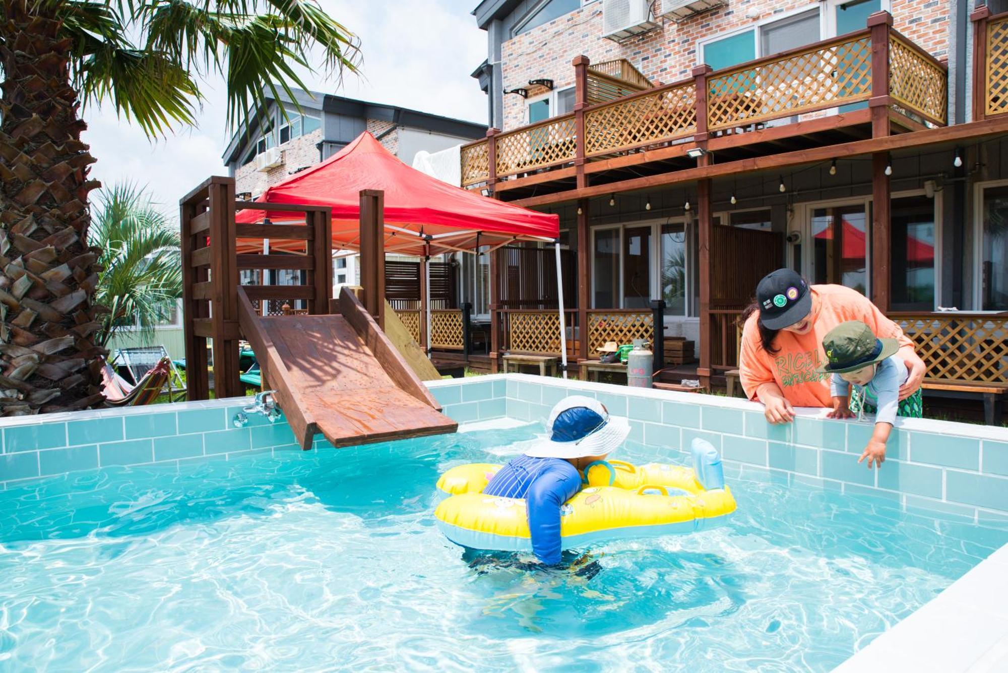 Jeju Sunflower Pension Seogwipo Extérieur photo