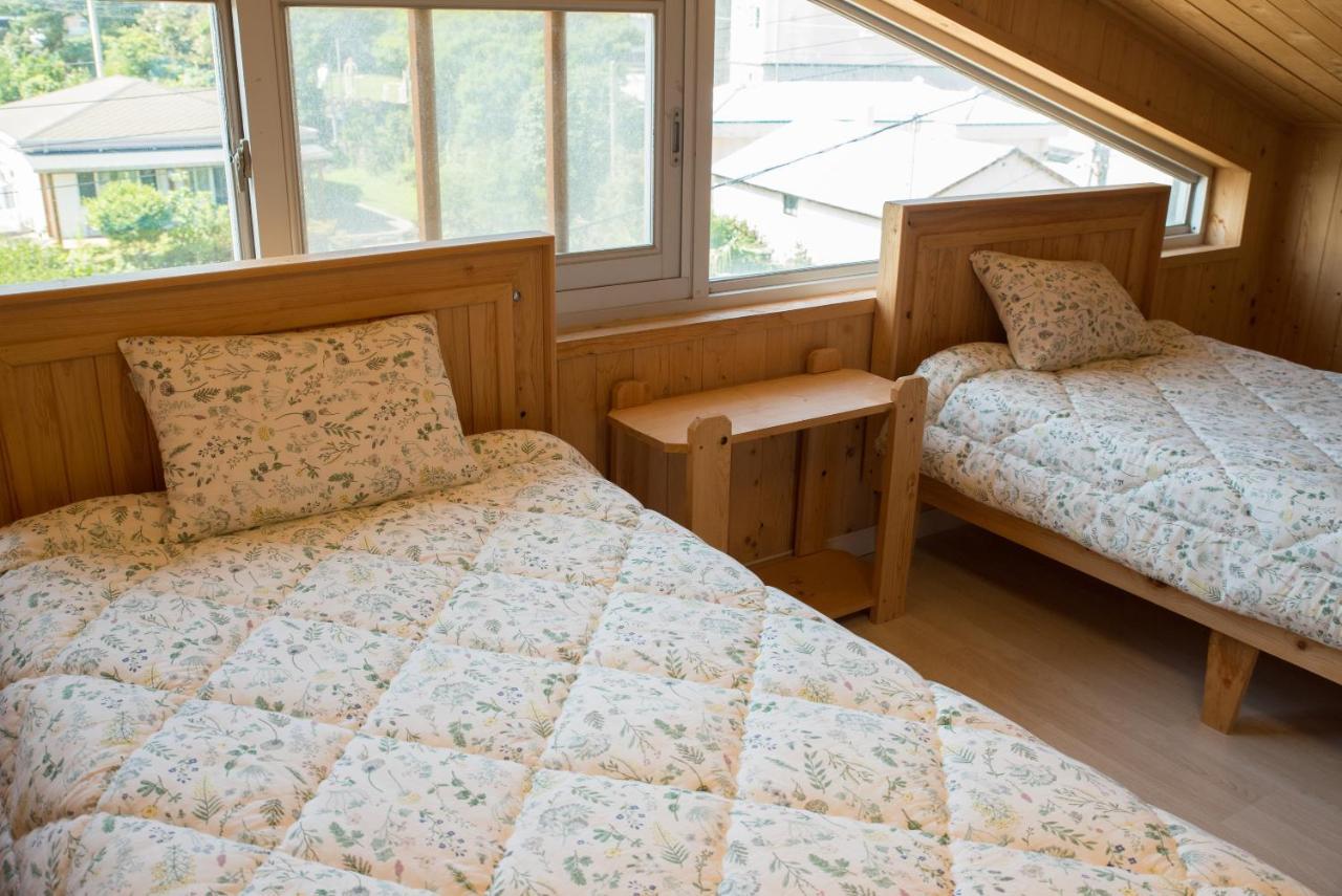 Jeju Sunflower Pension Seogwipo Extérieur photo